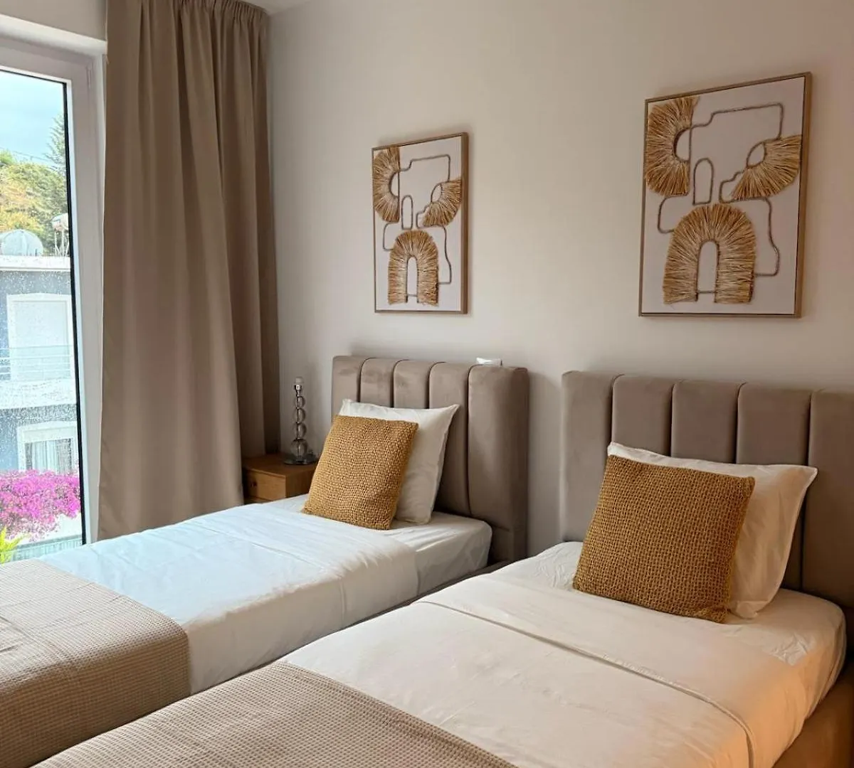 Arletta Sea View Apartment Sarandë